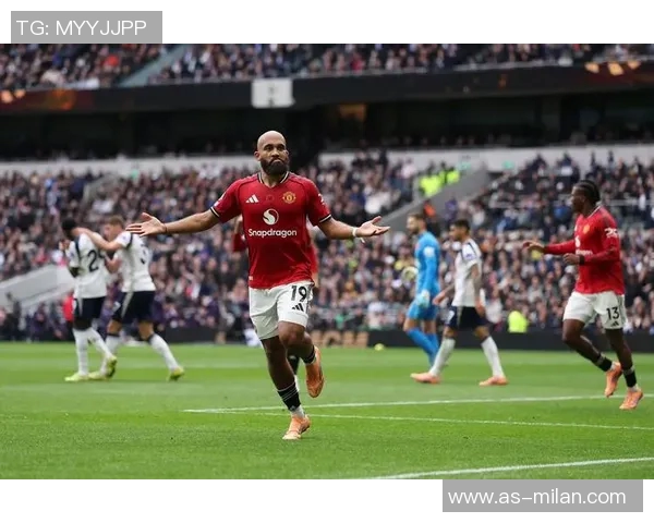 姆伯莫分享德里赫特进球前的鼓励时刻强调足球的不可预测性