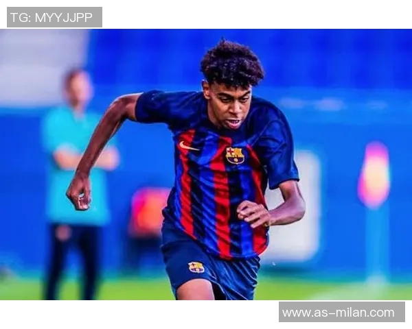 梅西传奇之路起航22年前今日16岁小将首次亮相巴萨一线队