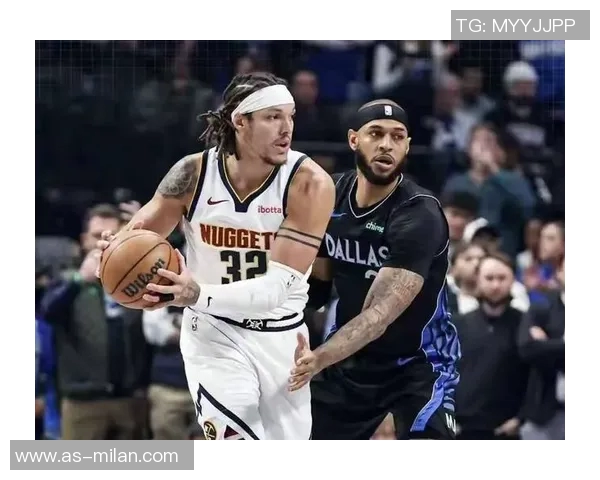 掘金队在加时赛中逆转胜利更衣室内欢庆艰难胜利的喜悦时刻